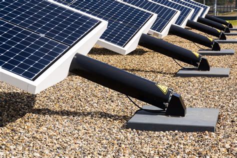 trackers solaire|Solar tracker .